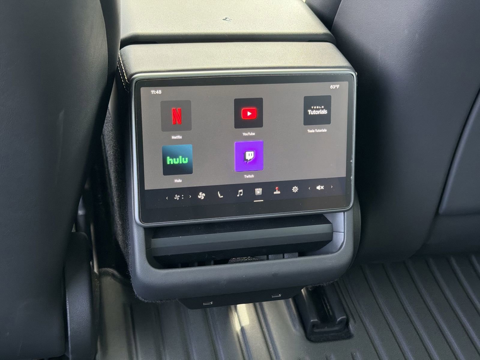 Used 2025 Tesla Model 3 RWD image 29