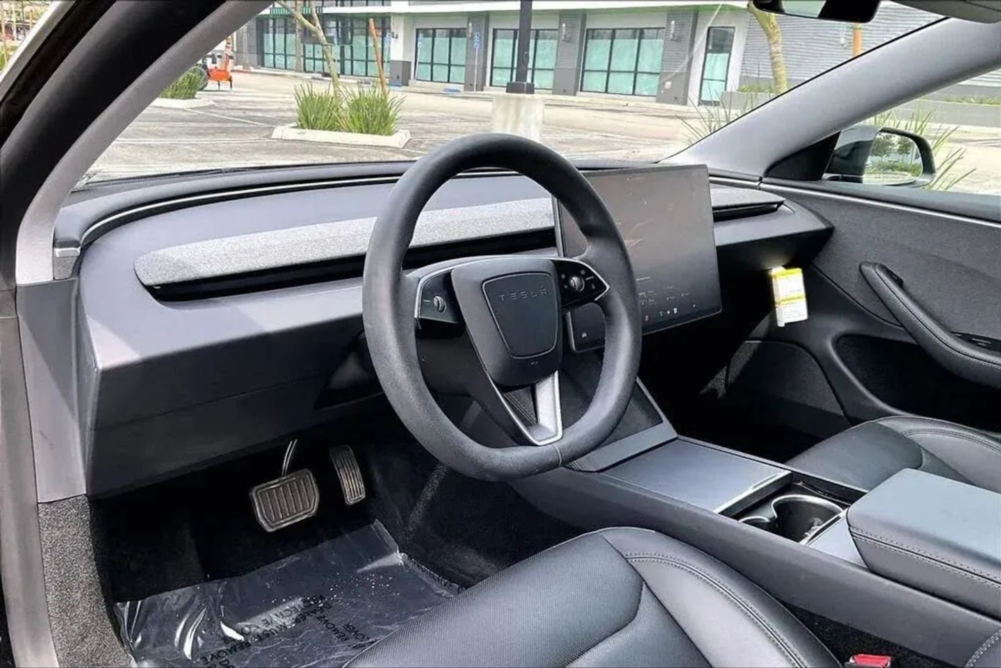 Used 2025 Tesla Model 3 Long Range RWD image 10