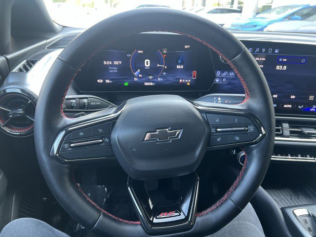 Used 2024 Chevrolet Equinox EV RS image 11