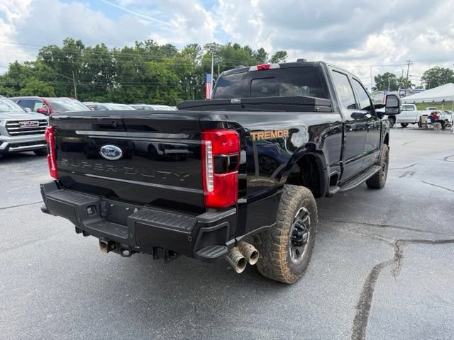 Used 2023 Ford F250 Lariat w/ Lariat Ultimate Package AWD/4WD image 4