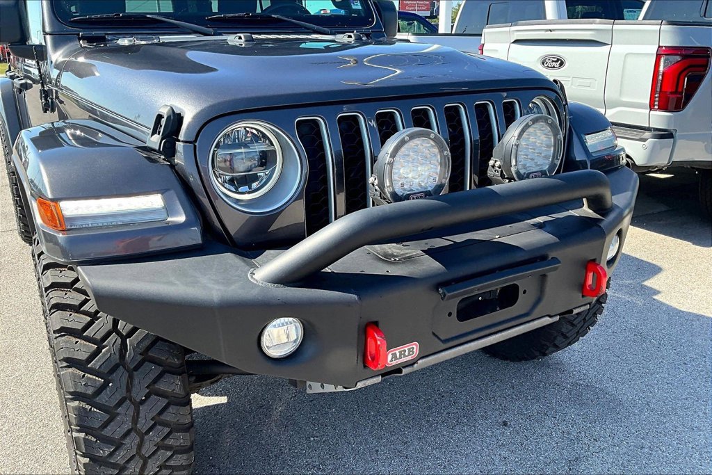 Used 2021 Jeep Wrangler Unlimited Sahara w/ Cold Weather Group AWD/4WD image 30