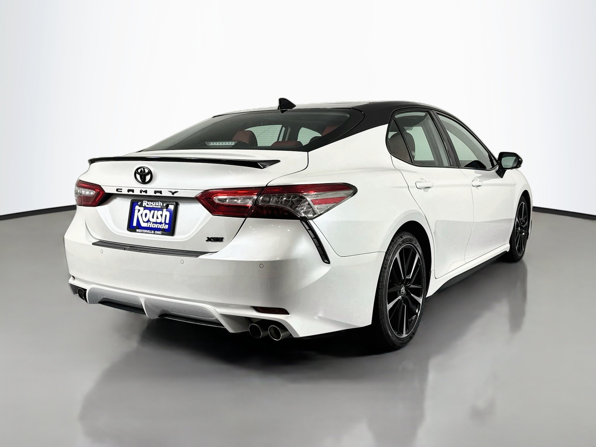 Used 2019 Toyota Camry XSE w/ Driver Assist Package FWD image 5