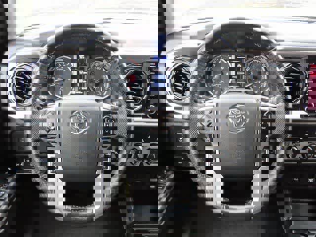 Used 2023 Toyota Tacoma SR5 image 21