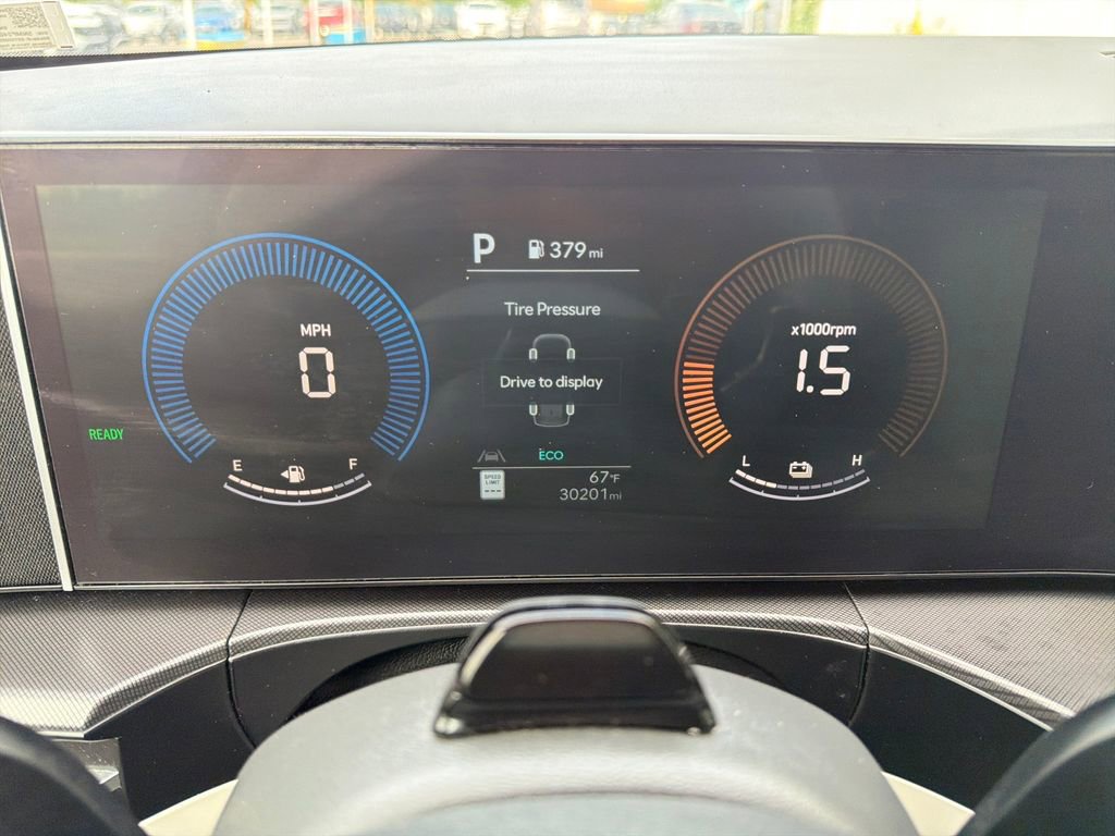 Used 2025 Hyundai Santa Fe SEL FWD image 18