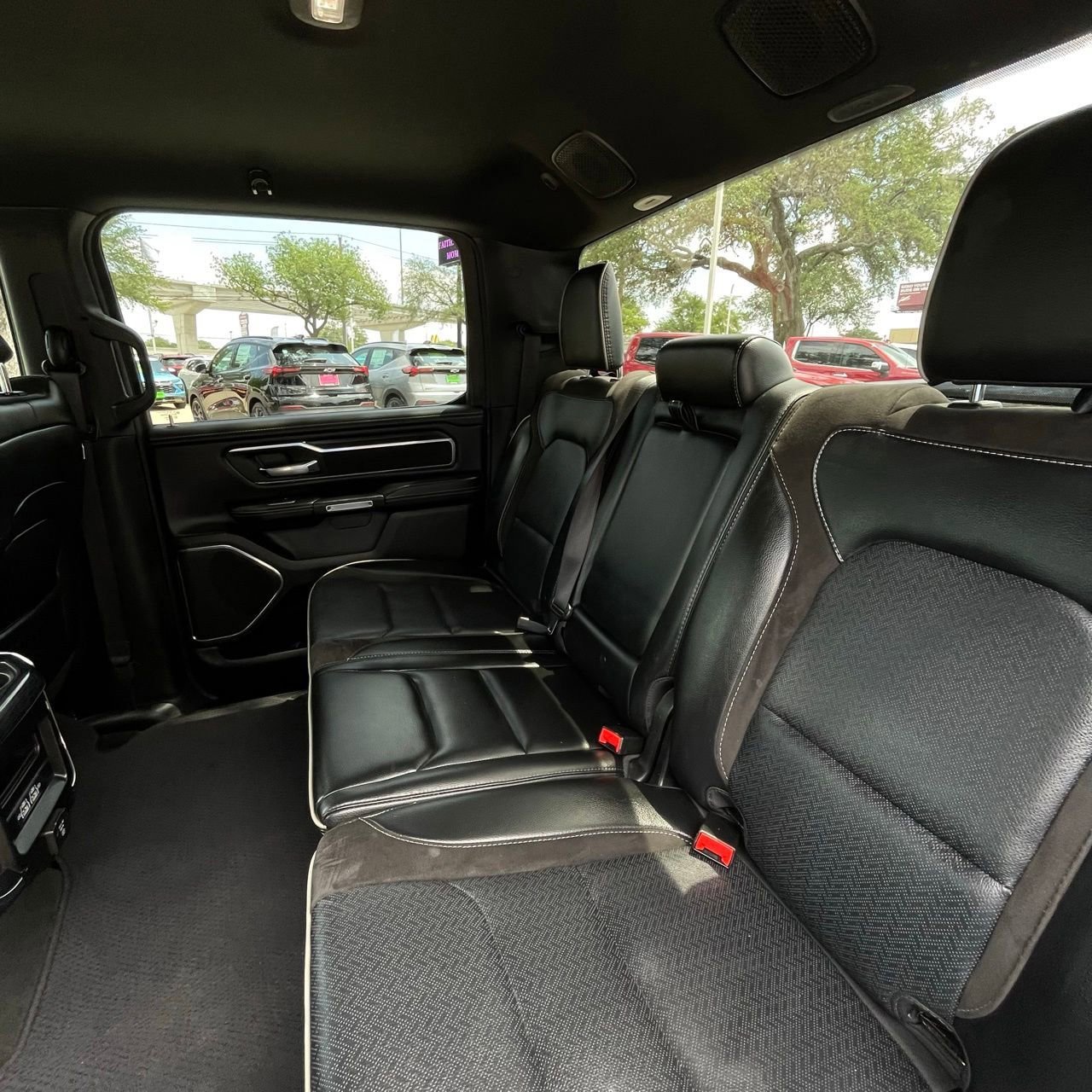 Used 2024 RAM 1500 Laramie RWD image 23