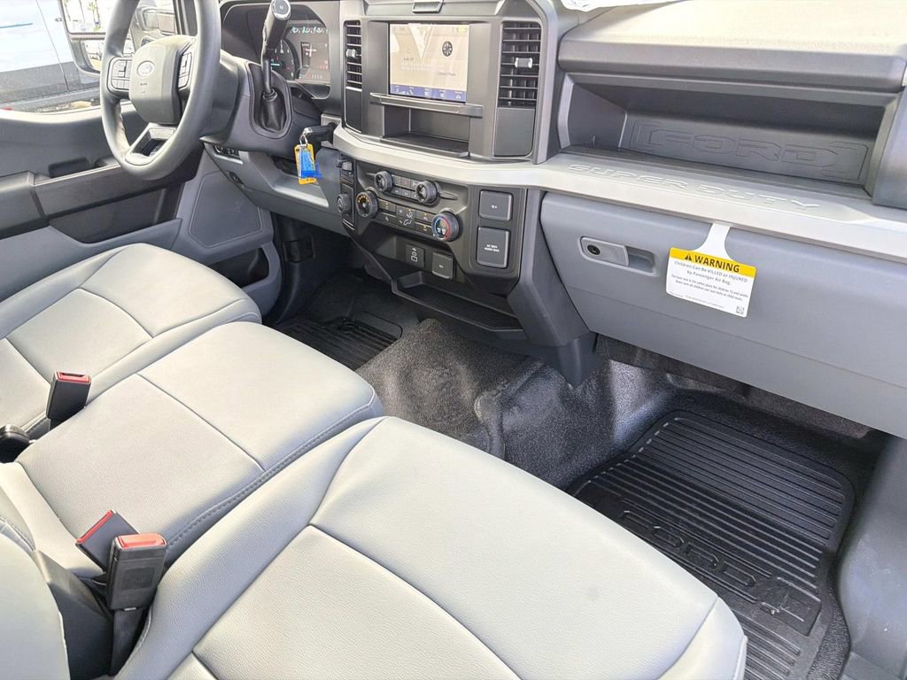 New 2026 Ford F350 XL w/ XL Chrome Package image 28