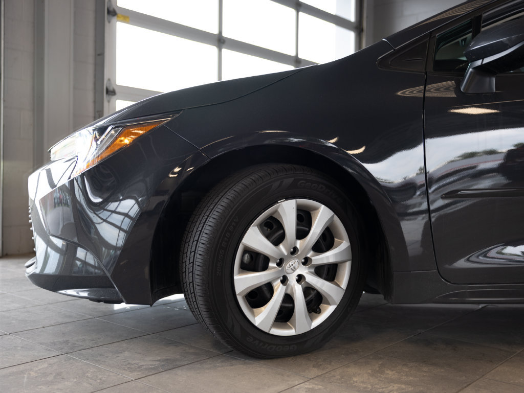 Certified 2024 Toyota Corolla LE FWD image 6