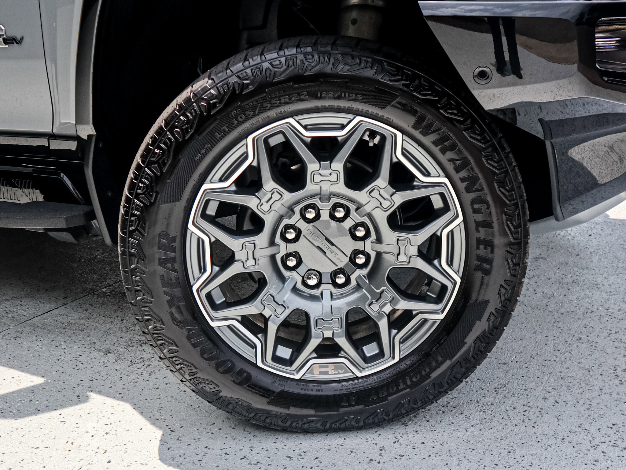 Used 2025 GMC Hummer EV 3X AWD/4WD image 13