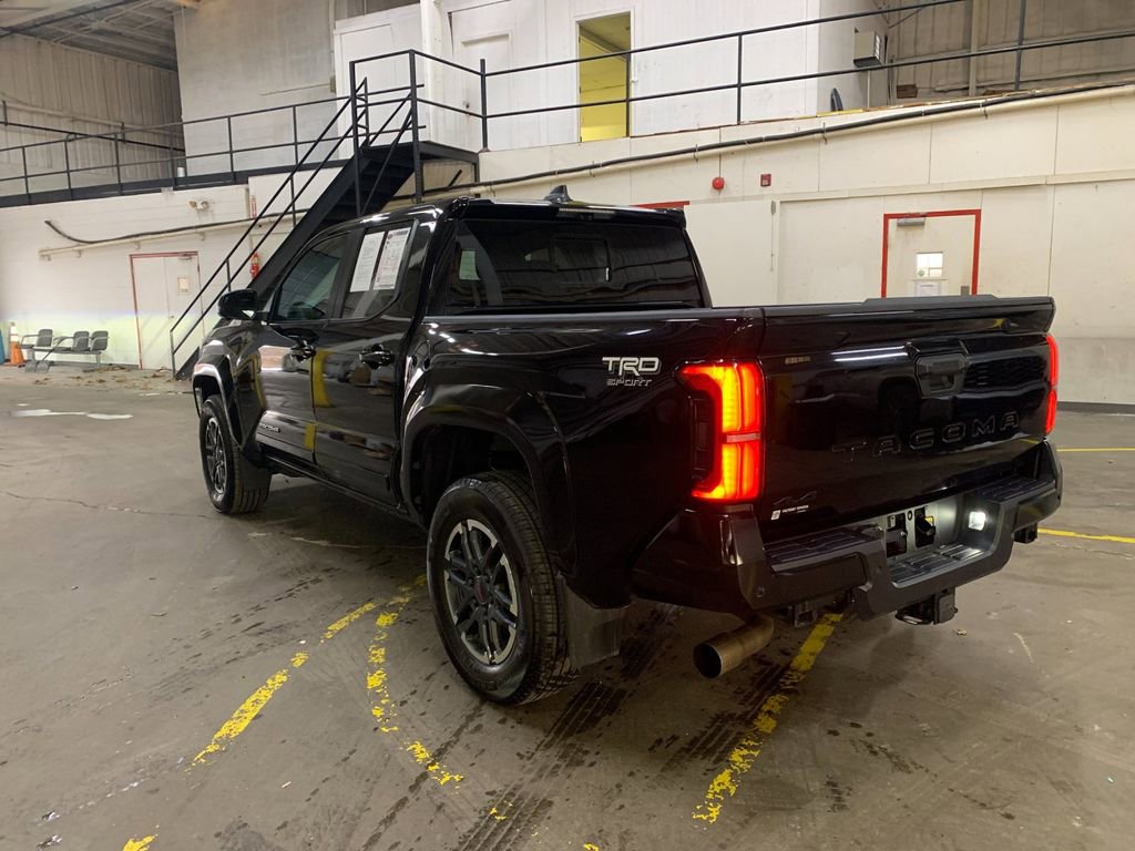 Used 2024 Toyota Tacoma TRD Sport w/ TRD Sport Premium Package image 3