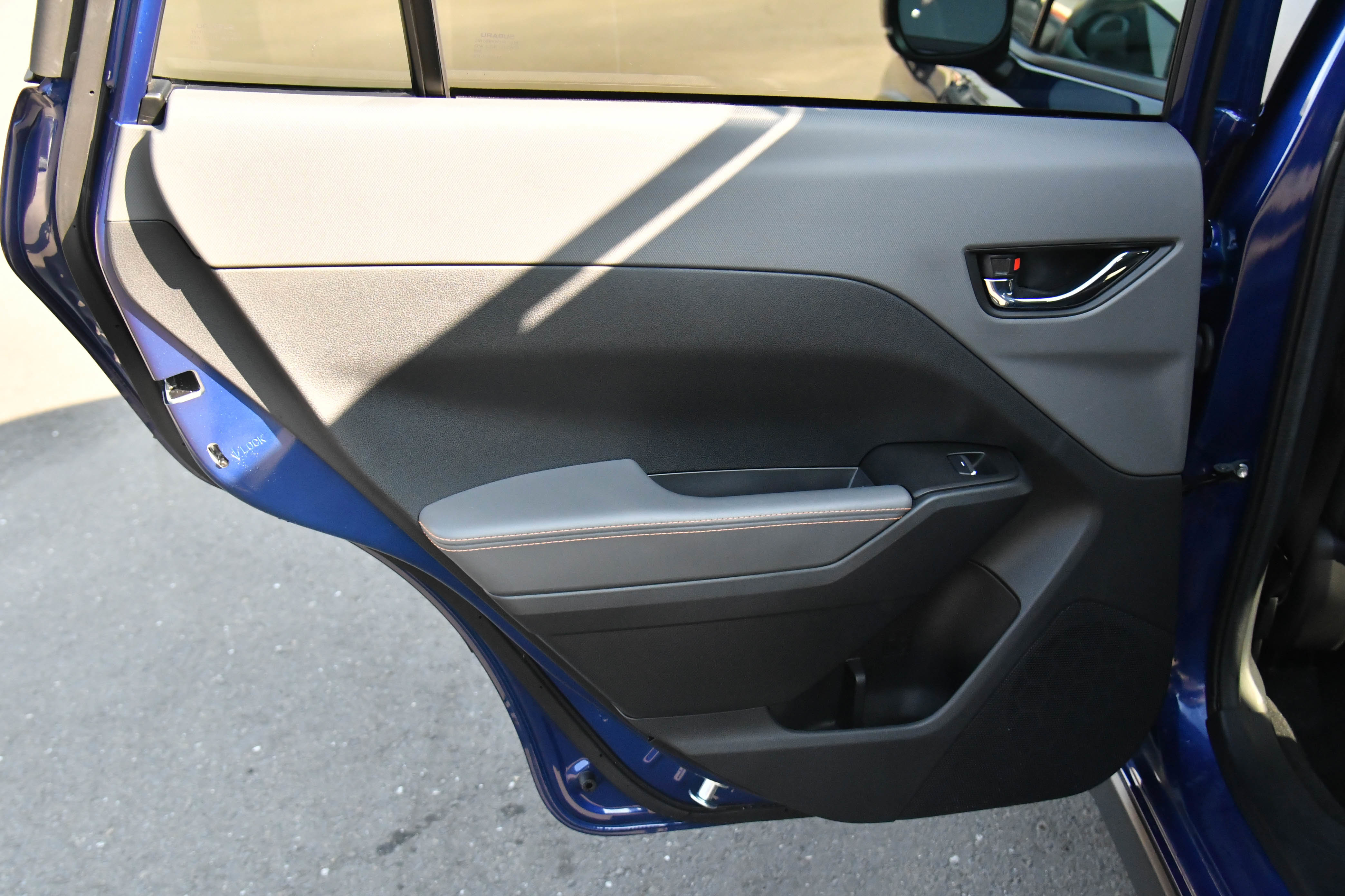 Used 2024 Subaru Crosstrek 2.5i Limited w/ Crosstrek Mirror Package image 36