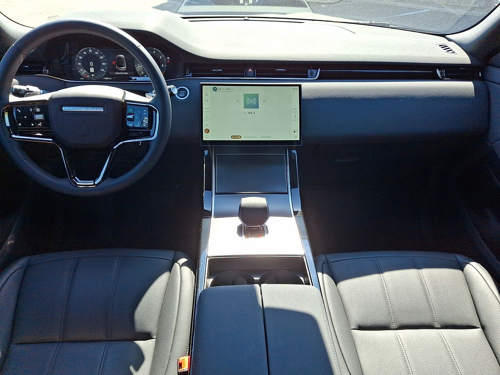 Certified 2026 Land Rover Range Rover Evoque S AWD/4WD image 10