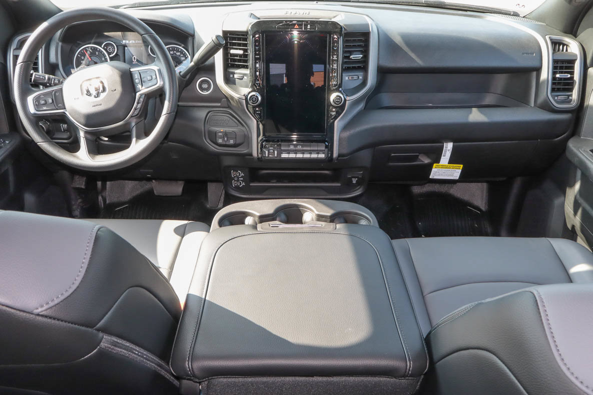 New 2027 RAM 3500 Tradesman AWD/4WD image 15