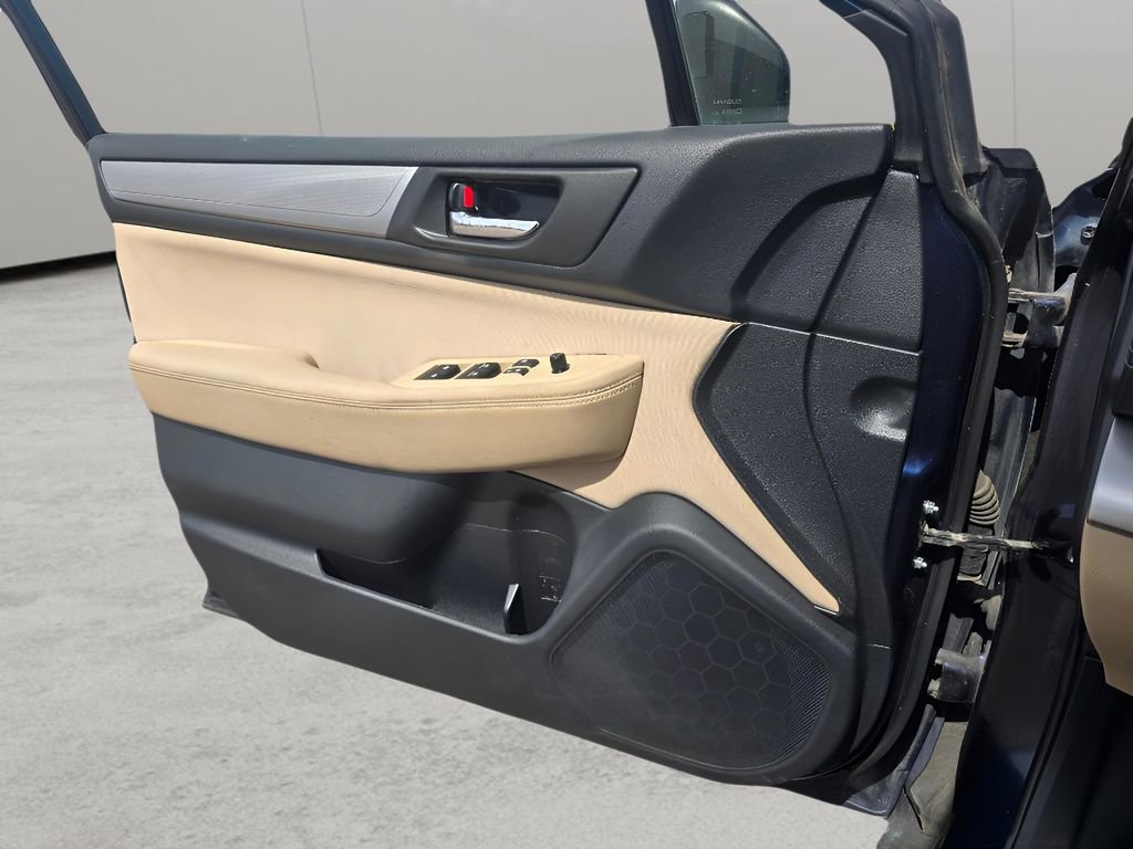 Used 2018 Subaru Outback 2.5i Premium image 27