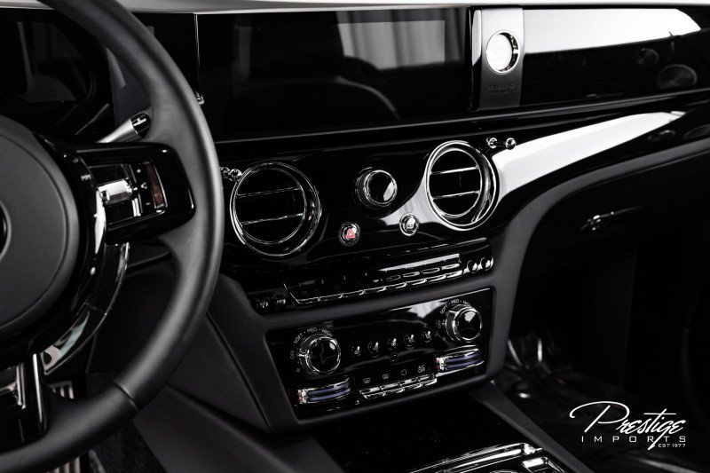 Used 2024 Rolls-Royce Spectre w/ Spectre Launch Package image 34