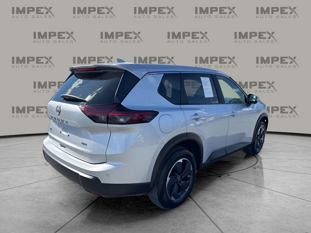 Used 2025 Nissan Rogue SV image 5