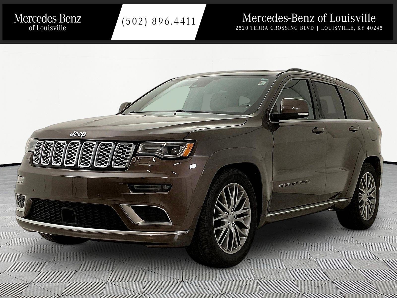 Used 2017 Jeep Grand Cherokee Summit w/ Platinum Series Group AWD/4WD image 1