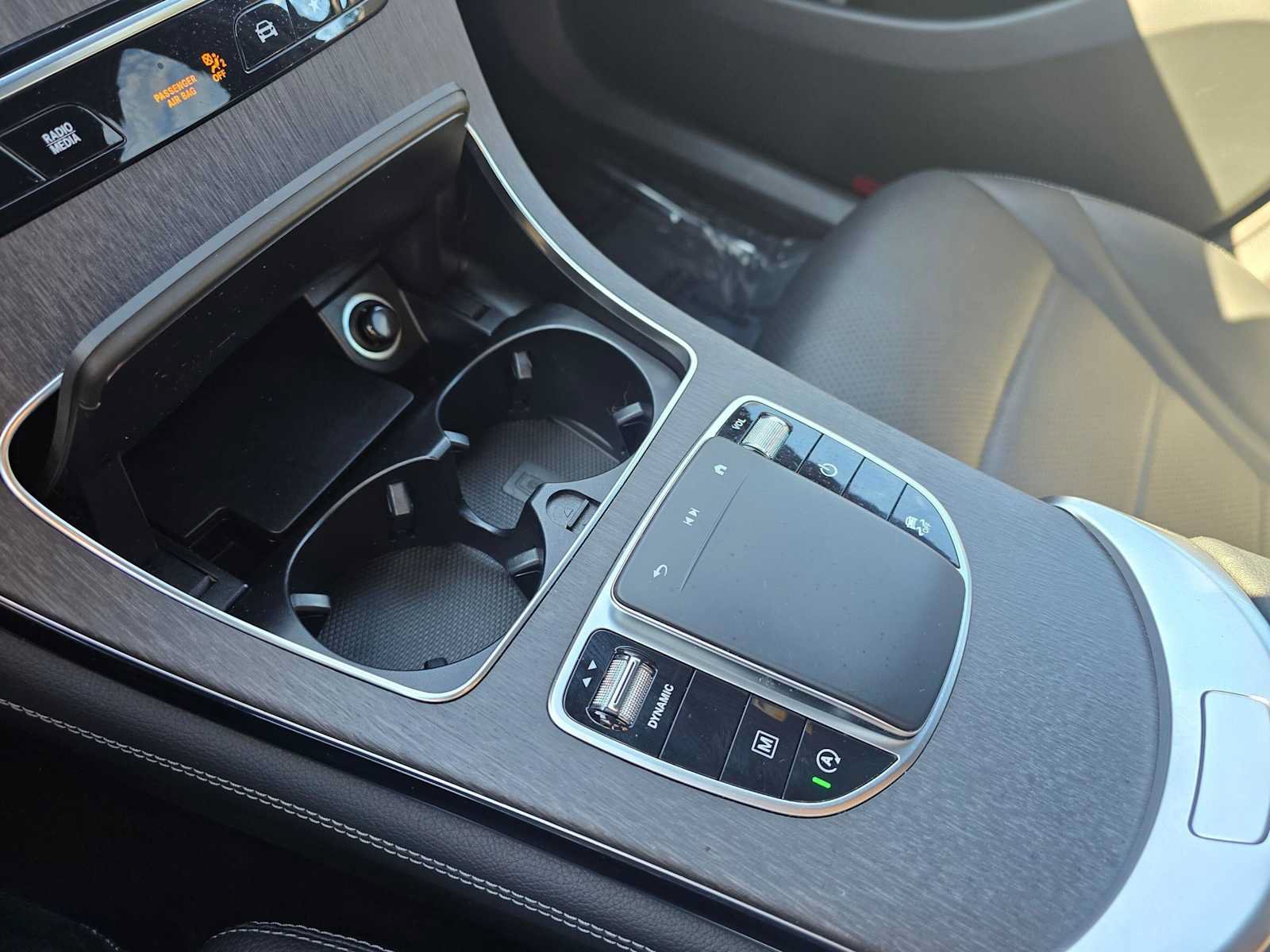 Used 2020 Mercedes-Benz GLC 300 image 31