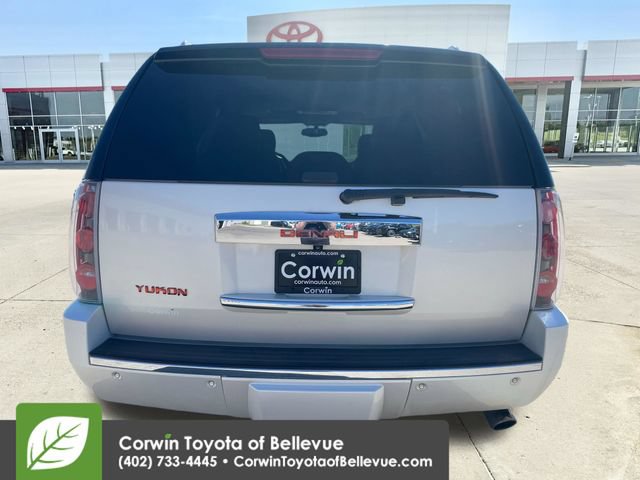 Used 2013 GMC Yukon Denali AWD/4WD image 7