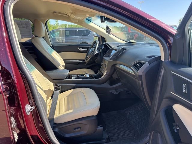Used 2020 Ford Edge SEL w/ Convenience Package AWD/4WD image 23