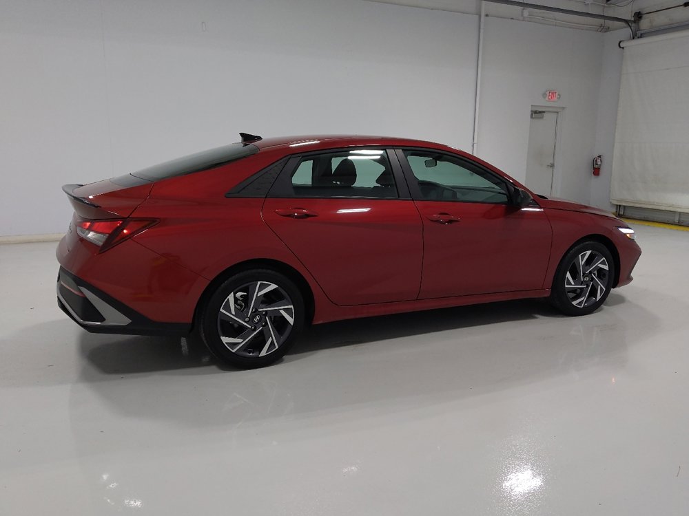 Used 2025 Hyundai Elantra Sport FWD image 10