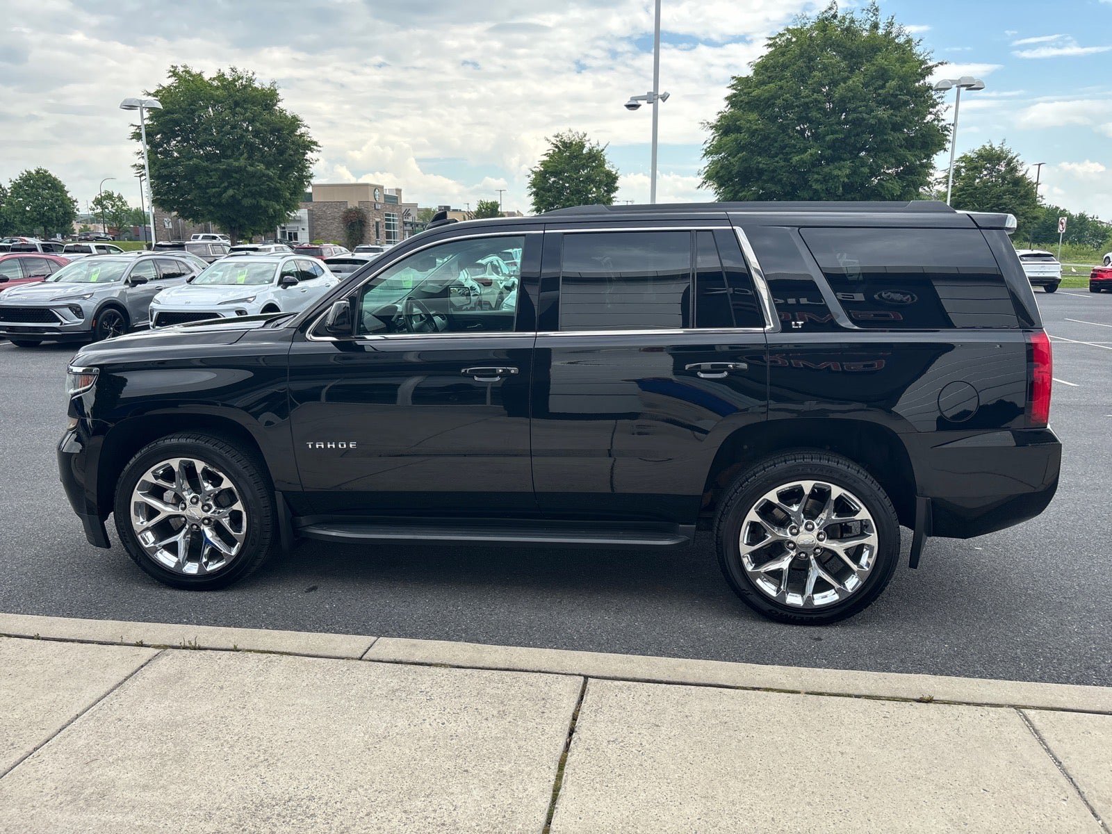 Used 2018 Chevrolet Tahoe LT