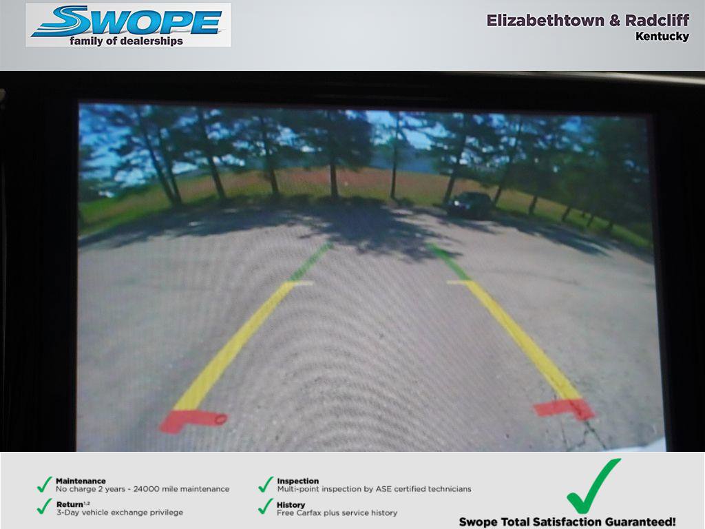 Certified 2024 Chrysler Pacifica Touring-L image 24