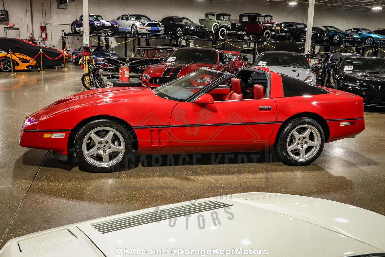 Used 1987 Chevrolet Corvette Coupe image 10
