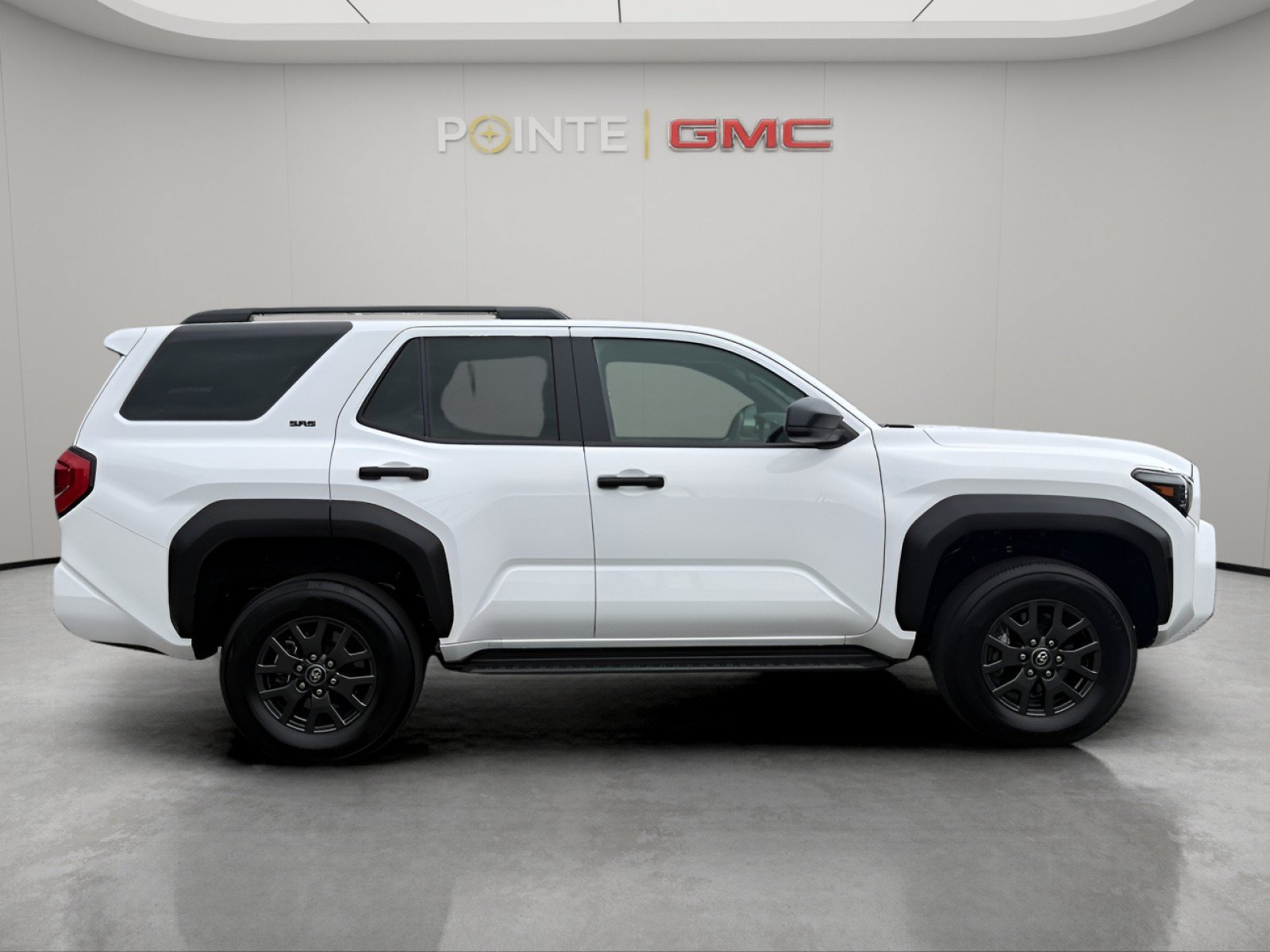 Used 2025 Toyota 4Runner SR5 AWD/4WD image 2