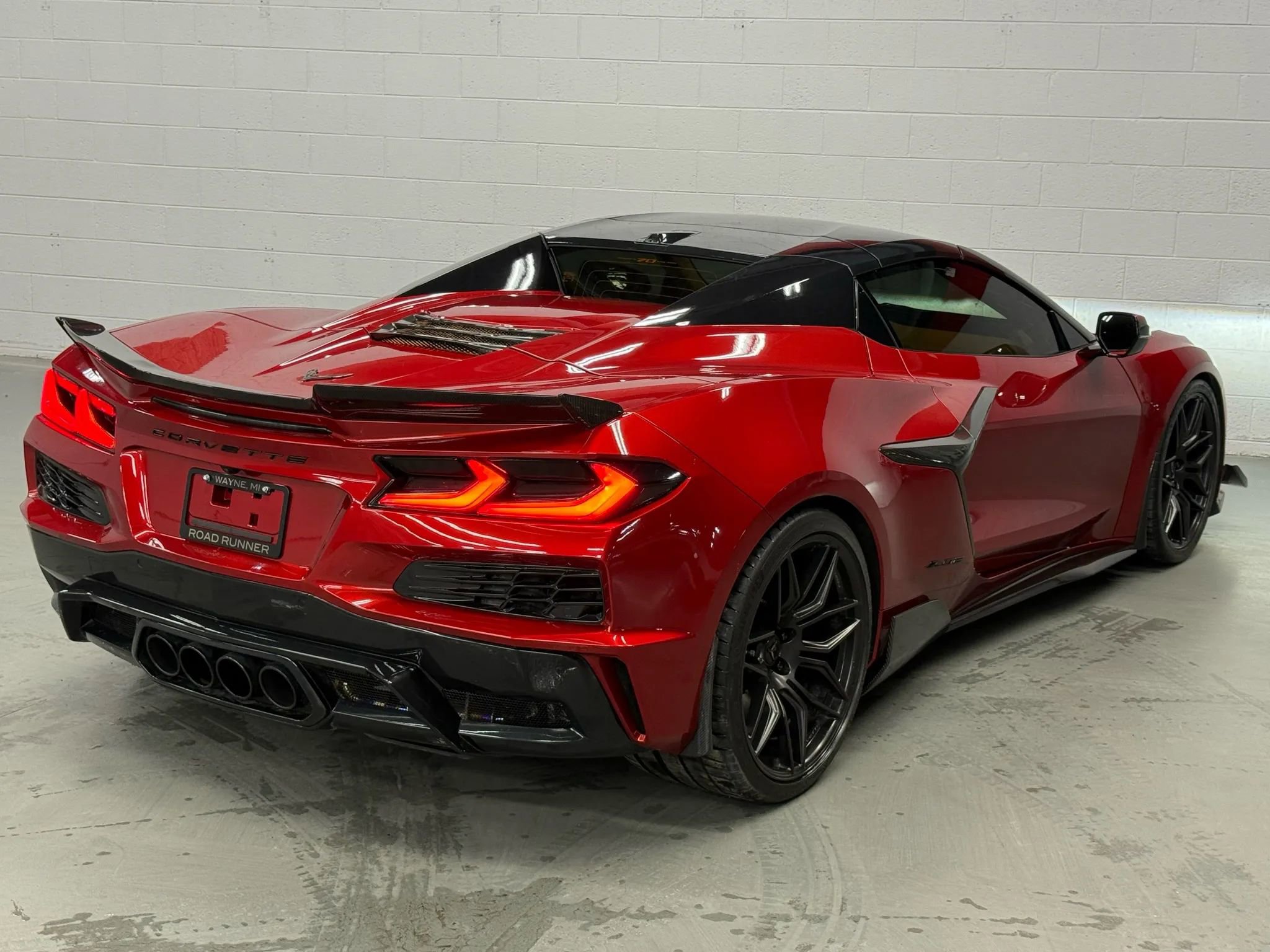Used 2023 Chevrolet Corvette Z06 w/ Stealth Interior Trim Package image 20