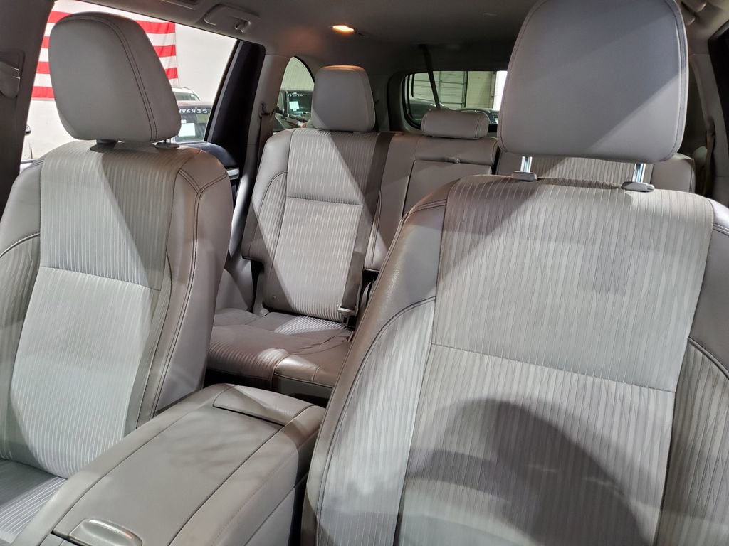 Used 2016 Toyota Highlander Plus FWD image 37