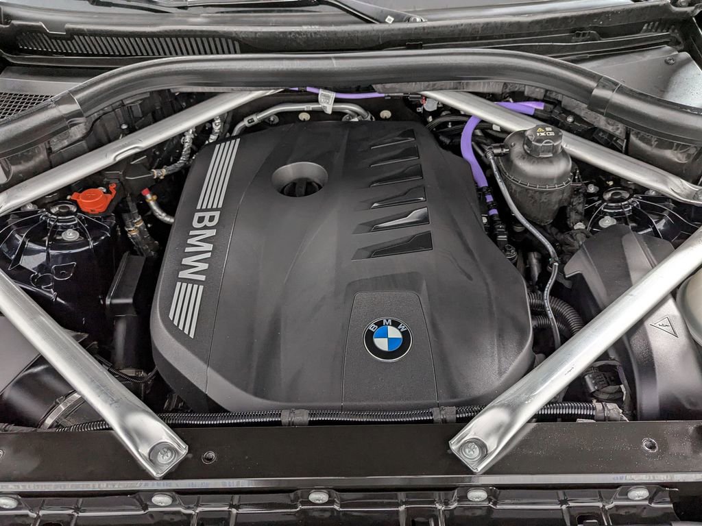 Certified 2024 BMW X5 xDrive40i w/ Executive Package image 50