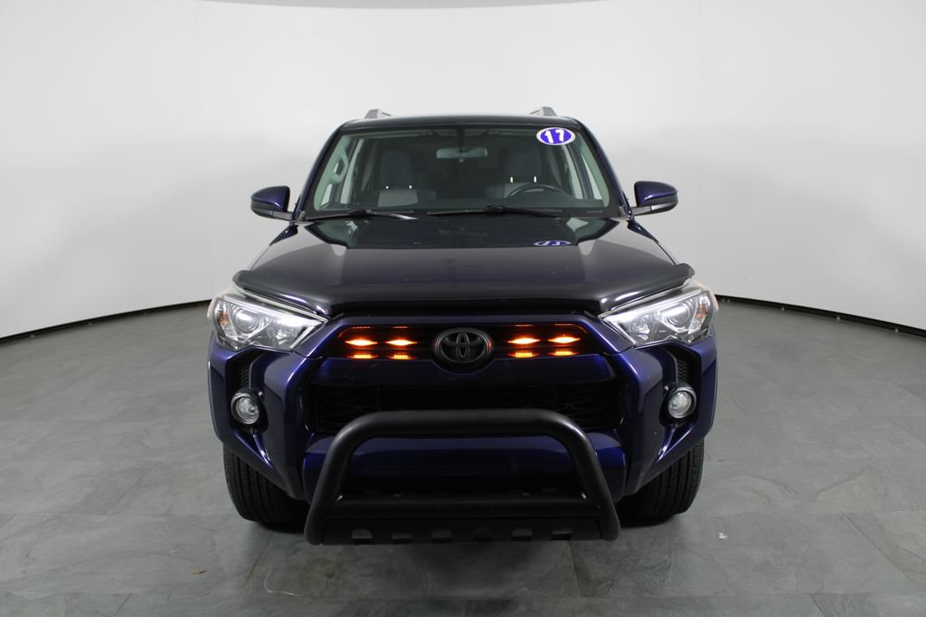 Used 2017 Toyota 4Runner SR5 RWD image 12