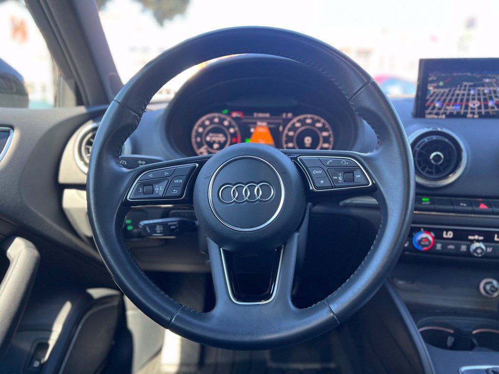 Used 2017 Audi A3 e-tron Prestige FWD image 35