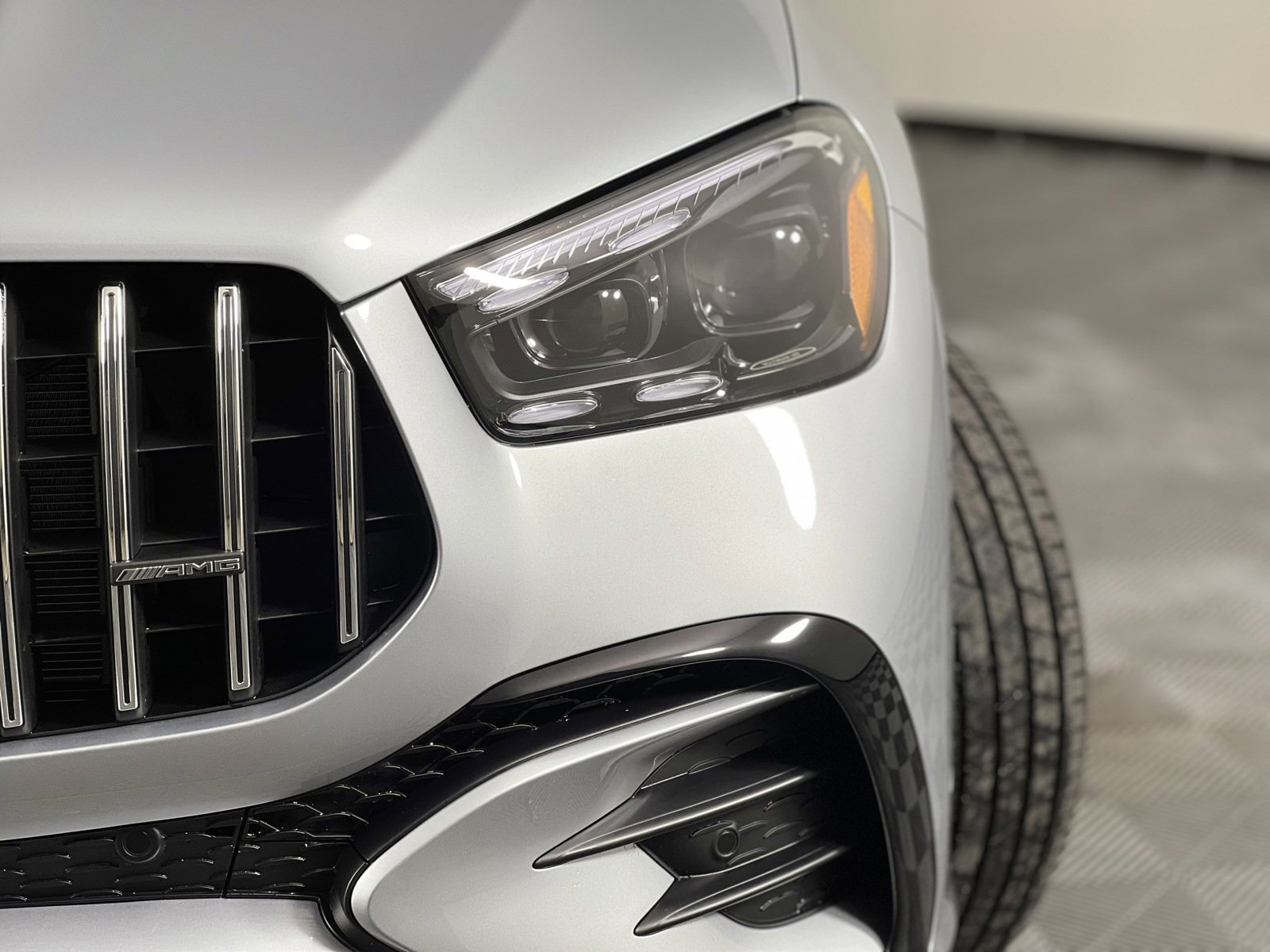 New 2025 Mercedes-Benz GLE 53 AMG 4MATIC image 8