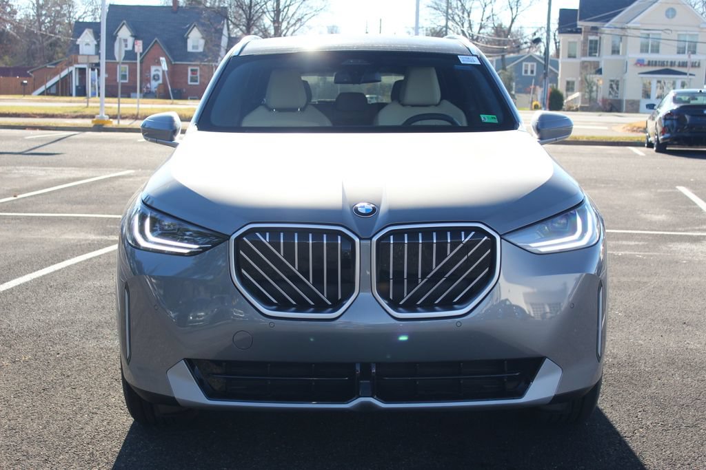 Used 2026 BMW X3 xDrive30i w/ Premium Package AWD/4WD image 2