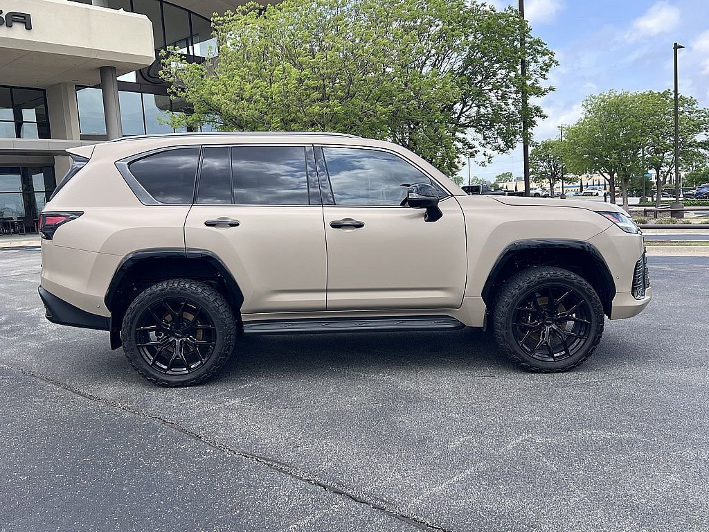 Certified 2025 Lexus LX 700h Overtrail w/ Accessory Package (Z1) image 2