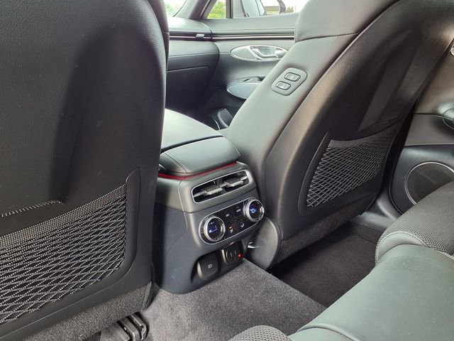 Used 2024 Genesis GV70 2.5T w/ Sport Prestige Package AWD/4WD image 19