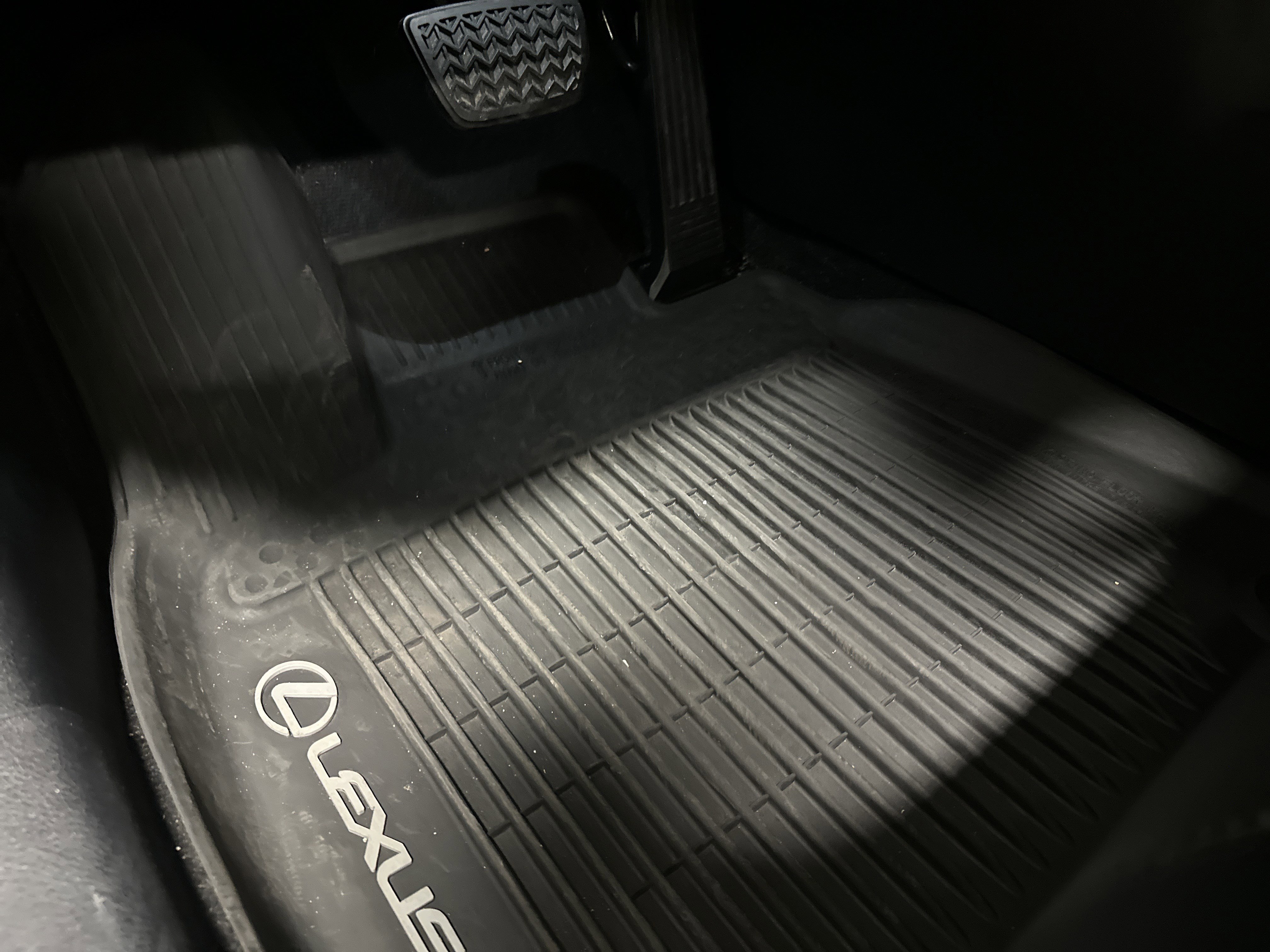 Used 2020 Lexus RX 350 AWD w/ Premium Package image 17