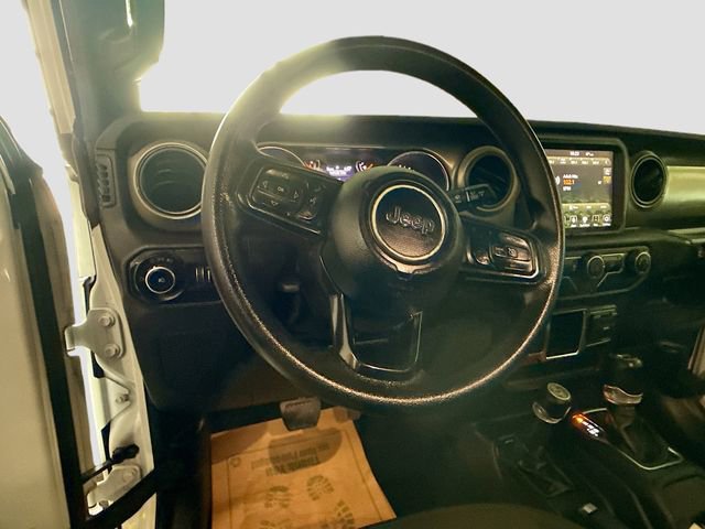 Used 2018 Jeep Wrangler Sport image 12