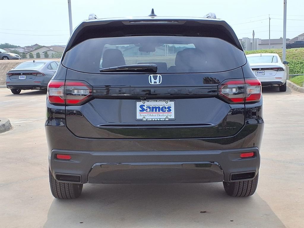 New 2026 Honda Pilot Sport image 6