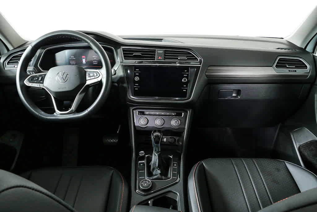 Certified 2024 Volkswagen Tiguan Wolfsburg Edition AWD/4WD image 23