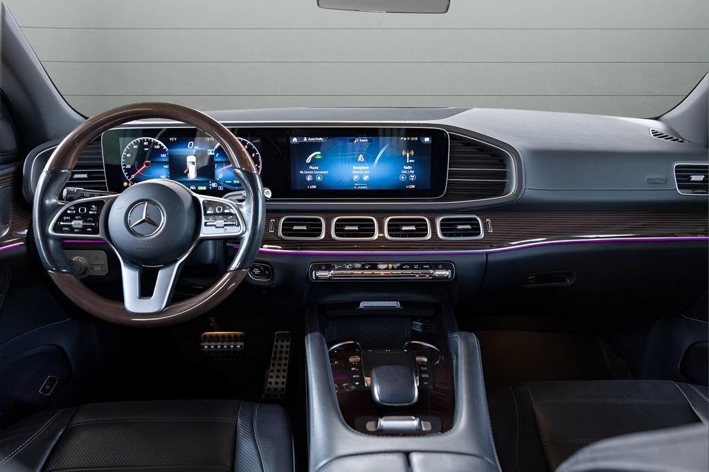 Used 2021 Mercedes-Benz GLS 580 4MATIC image 30