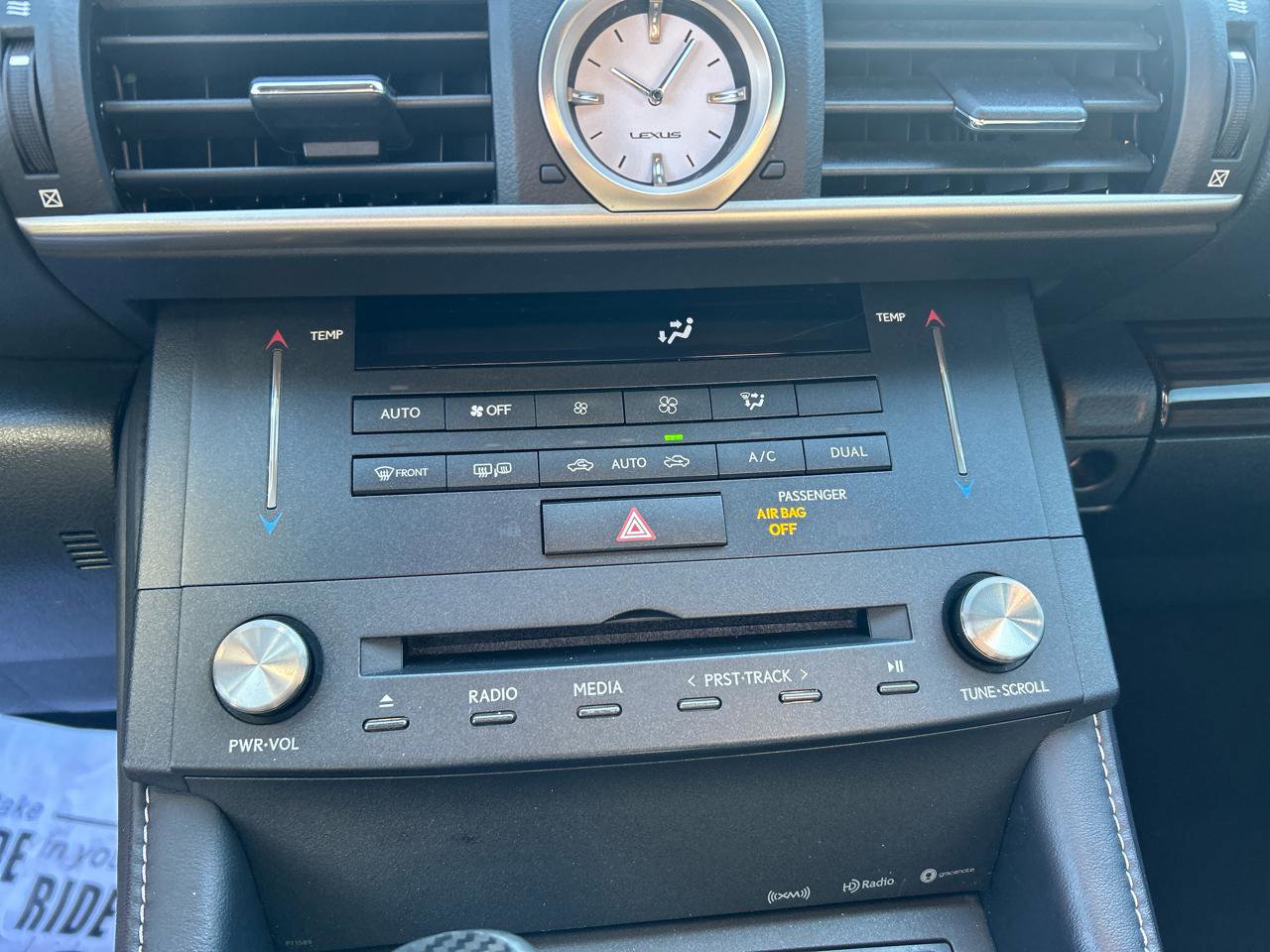 Used 2017 Lexus RC 200t image 19