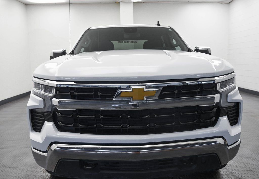 Used 2025 Chevrolet Silverado 1500 LT w/ Work Truck Package image 2