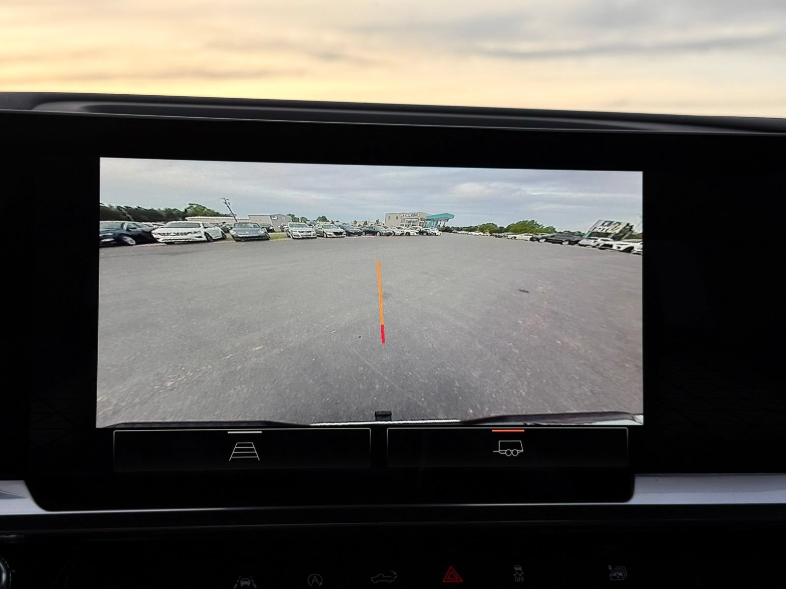 Used 2022 GMC Sierra 1500 SLT w/ SLT Convenience Package AWD/4WD image 52