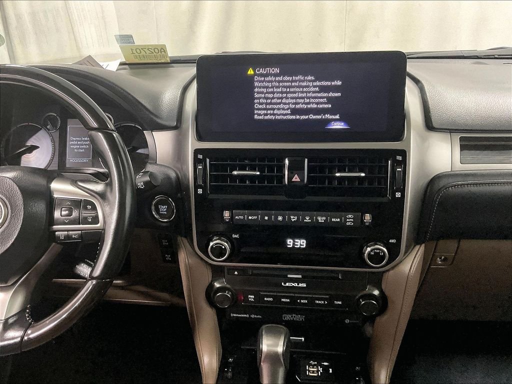 Used 2022 Lexus GX 460 Premium w/ Accessory Package AWD/4WD image 19
