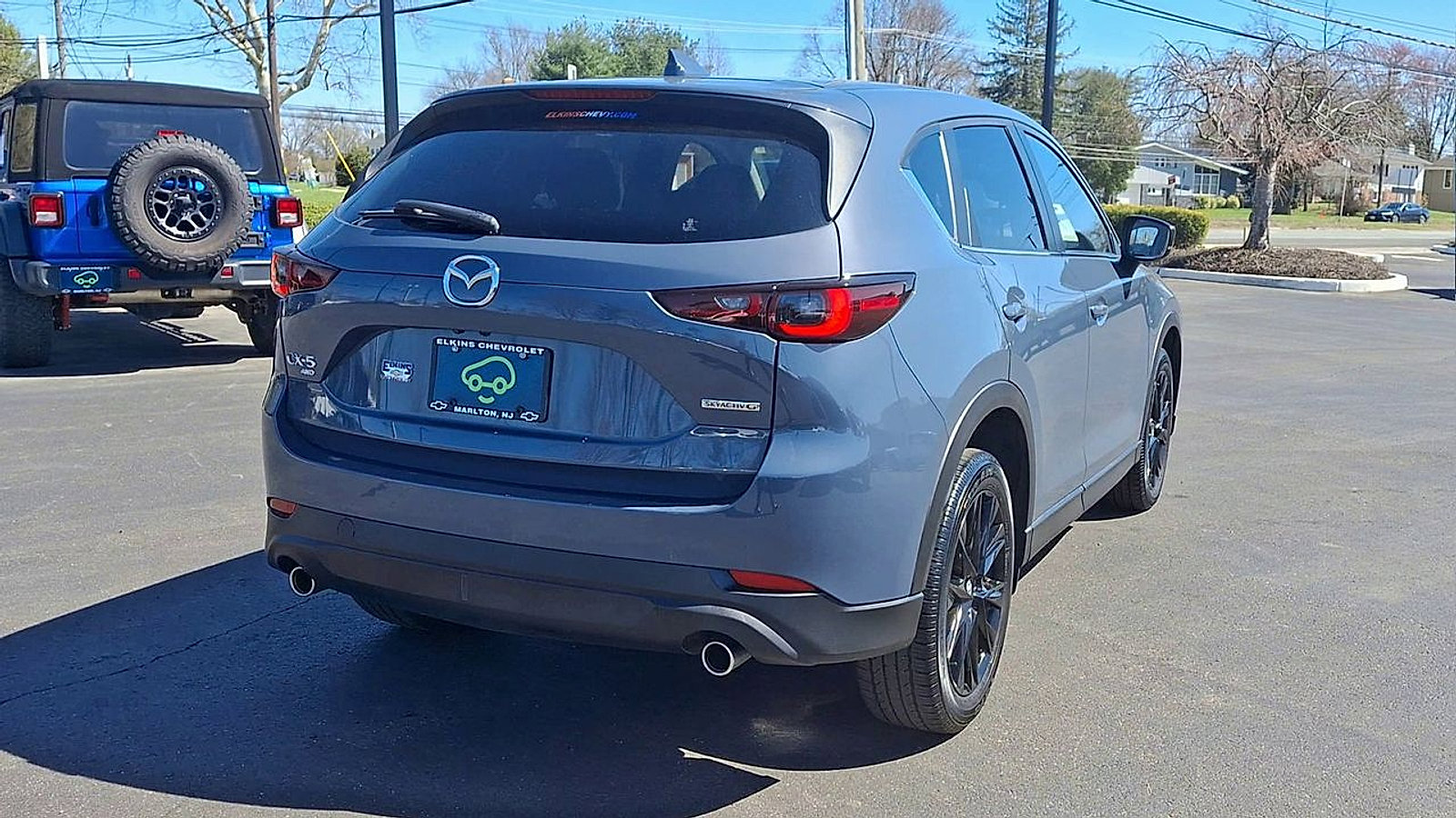 Used 2023 MAZDA CX-5 Carbon Edition image 2
