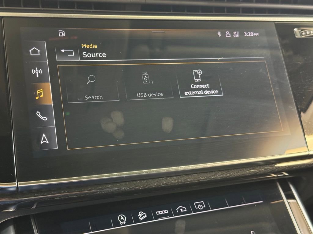 Used 2022 Audi Q7 3.0T Premium AWD/4WD image 45