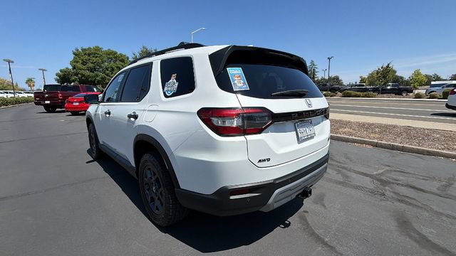 Used 2023 Honda Pilot TrailSport image 6