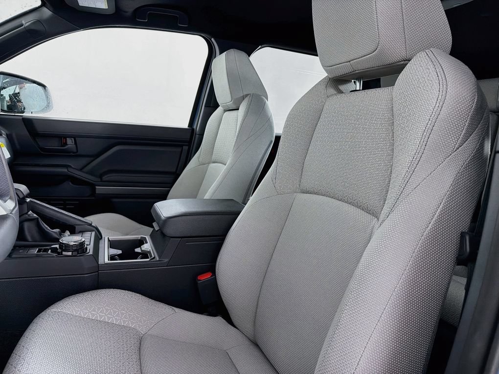 New 2026 Toyota 4Runner SR5 AWD/4WD image 32